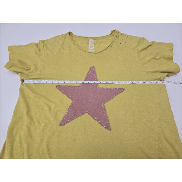 Magnolia Pearl Star Applique Tee Shirt 100% Cotton One Size - Picture 7 of 8